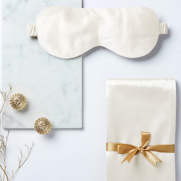 Two Piece Silk Gift Set Ivory Pillowcase & Eye Mask UK for Sale Two Piece Silk Gift Set Ivory Pillowcase & Eye Mask UK for Sale