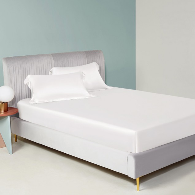 White 22 Momme Mulberry Silk Sheet Set UK for Sale White 22 Momme Mulberry Silk Sheet Set UK for Sale